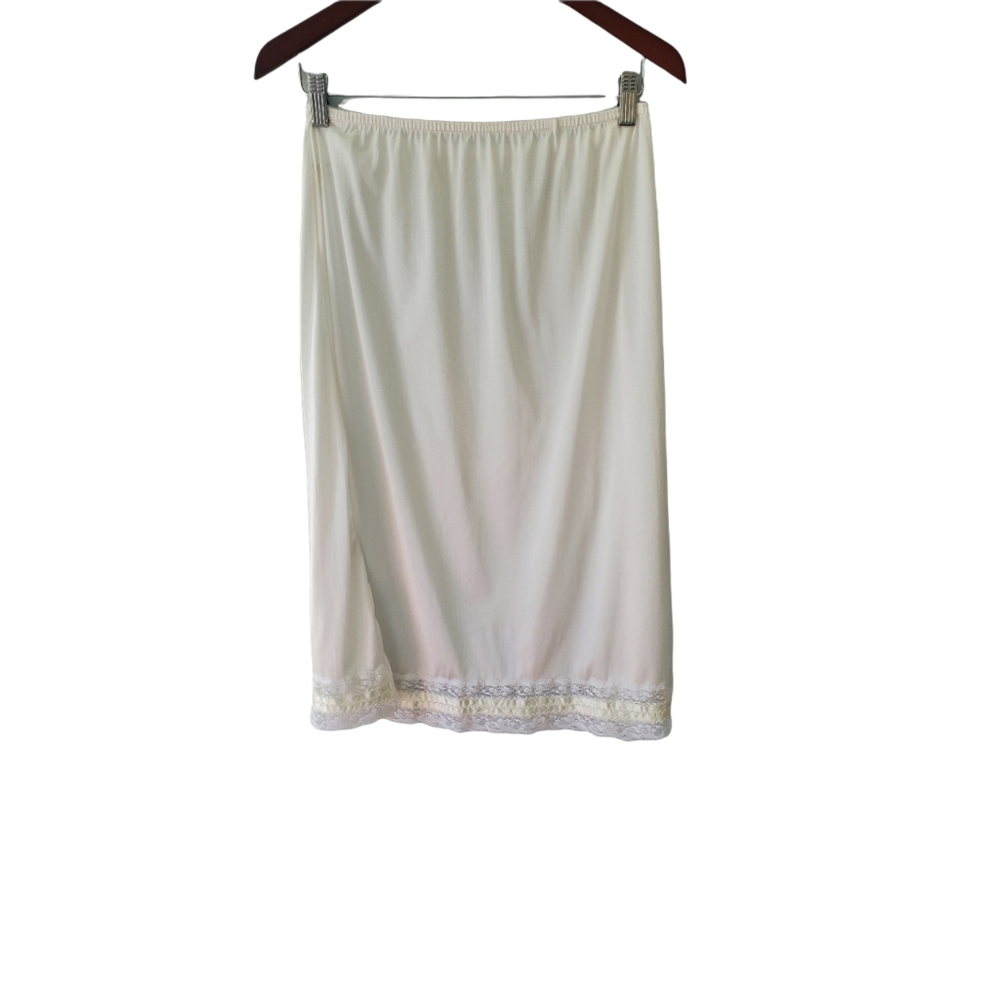 Mel Lin Vintage Ivory Half Slip Size Large